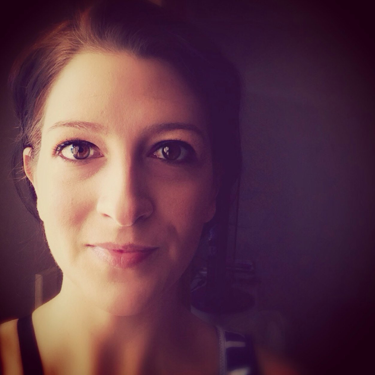 juliemherczeg's profile picture. I'm artsy & craftsy. Star Wars, Firefly & Twilight lover. I have a serious scarf, collectables &  addiction. I ❤️ make up, but have no idea what I'm doing.