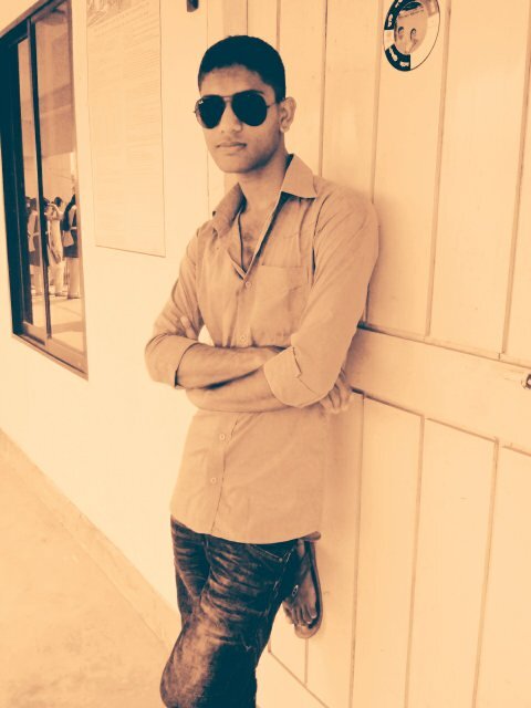 I am simple Boy ★ Alone But Always Happy