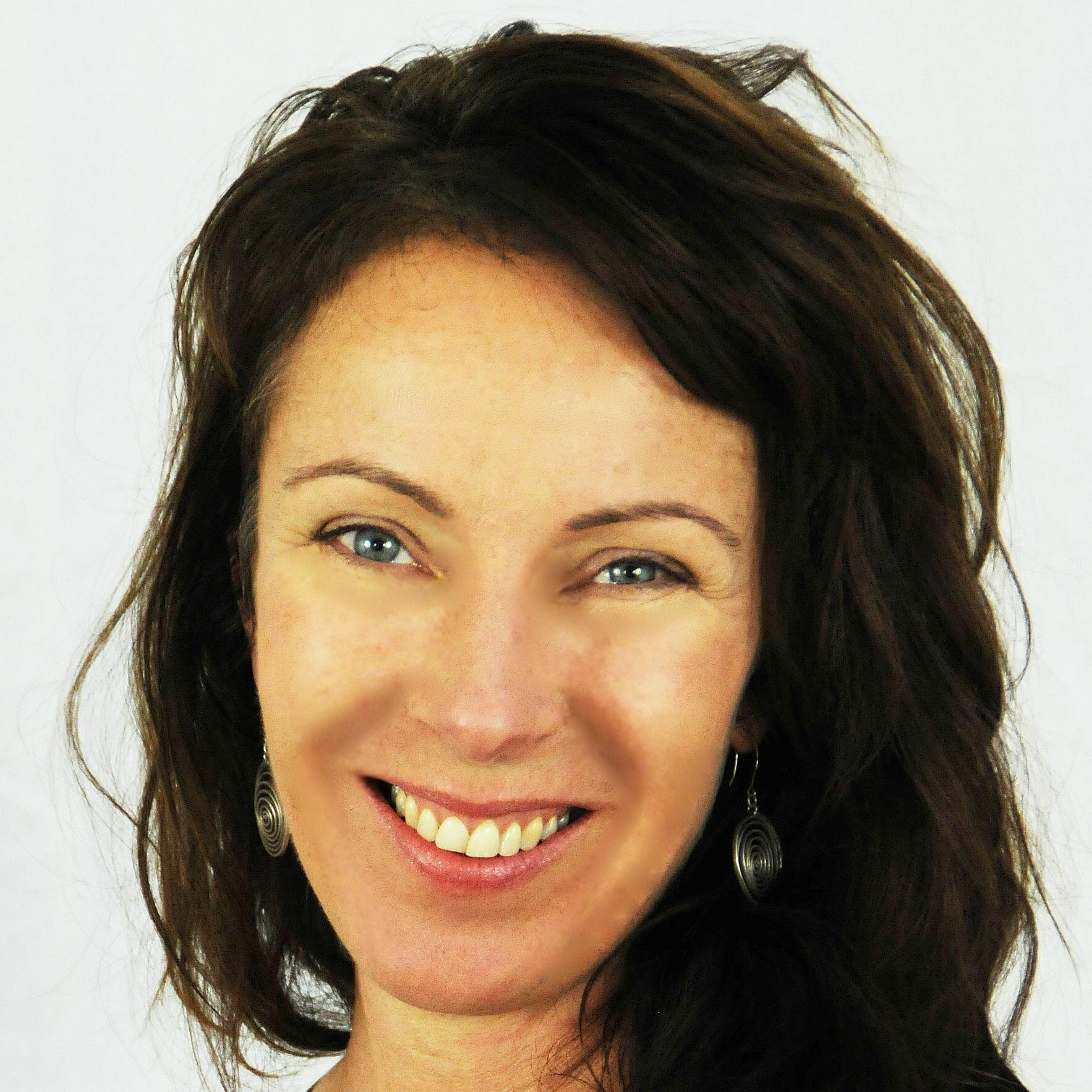 yoga and meditation teacher, massage therapist, yin yoga specialist and occasional procrastinator