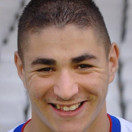 Bir futbol fanatiği