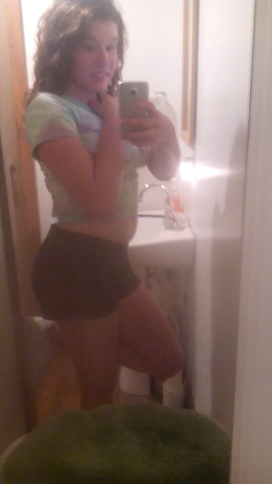 Cassie_Snyder1's profile picture. facebooking,instgram,tumblr,vine :).