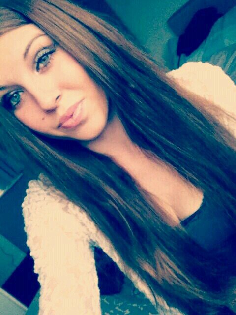 10'11'13 / NSG T4 / lovesis @xmichelle05 /Je bent mijn bestevriendinnetje since '00 ♥Iloveyou xoxo @Joyceeeee_x /ik hou van je schatie xx @jimmyL024 /