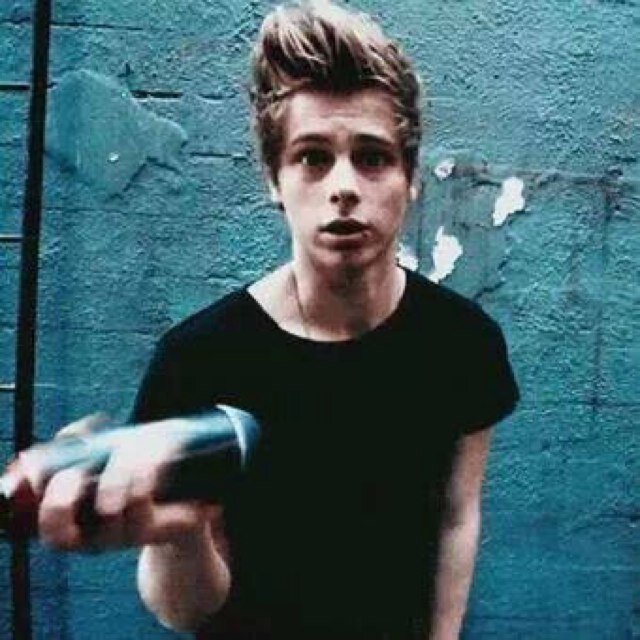 ♡ free follow pls follow my main @silencedxsouls ♡
