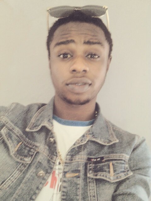 M kul n jovial.... I remains who i am..... Anytin else u wanna knw jes press d ffw botton asap....TEAM CHELSEA#..