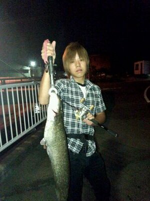 釣り垢作りました！！釣り好きな人フォローよろしく！！釣れる魚はなんでも釣る！