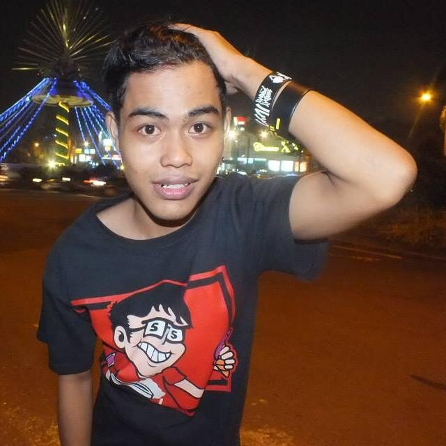 Nothing Special about me. In dreams and in love there are no impossibilities. :)http://t.co/gTishkgM6S
bnz