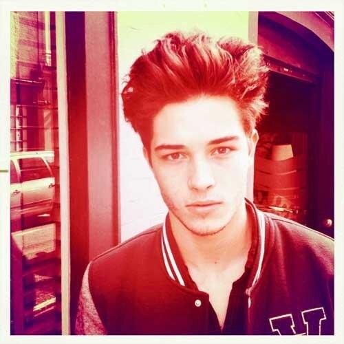francisco lachowski | 22 | bisex