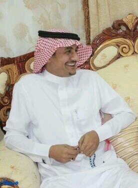 مواطن سعودي يحب مساعدة الآخرين