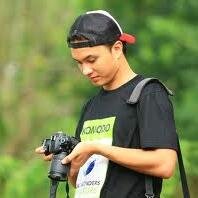 jomblo, fotografer,ingin cinta yang sebenarnya dan bukan kebohongan belaka,no hp:082335470292  pedoman hidup: saling mencintai,saling menyayangi, dan melindungi