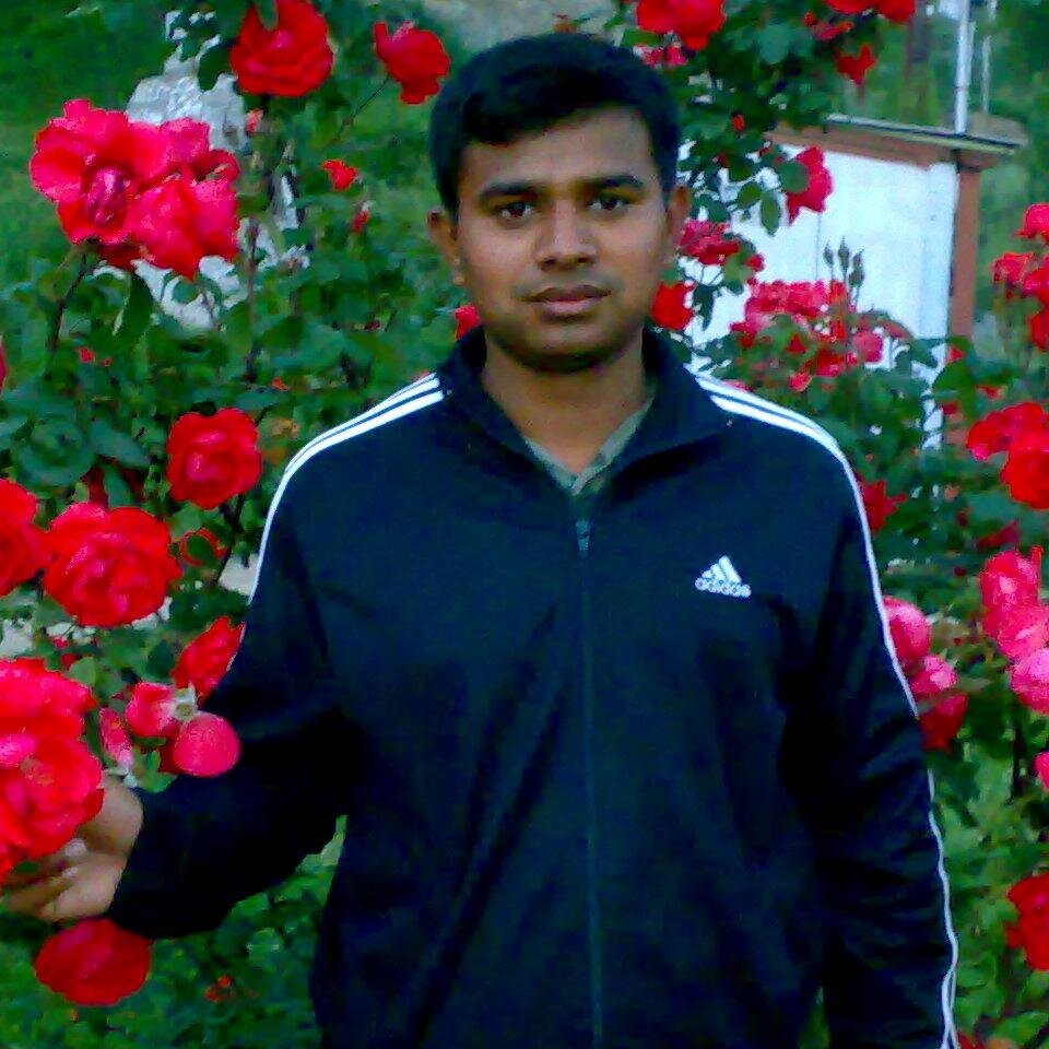 Ravi33160's profile picture. 