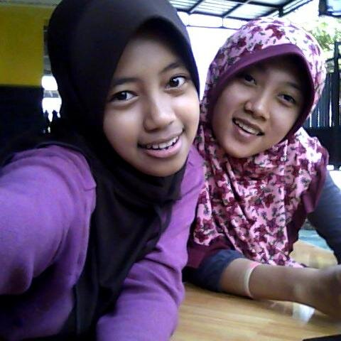 Khilmia_Nasiq's profile picture. 