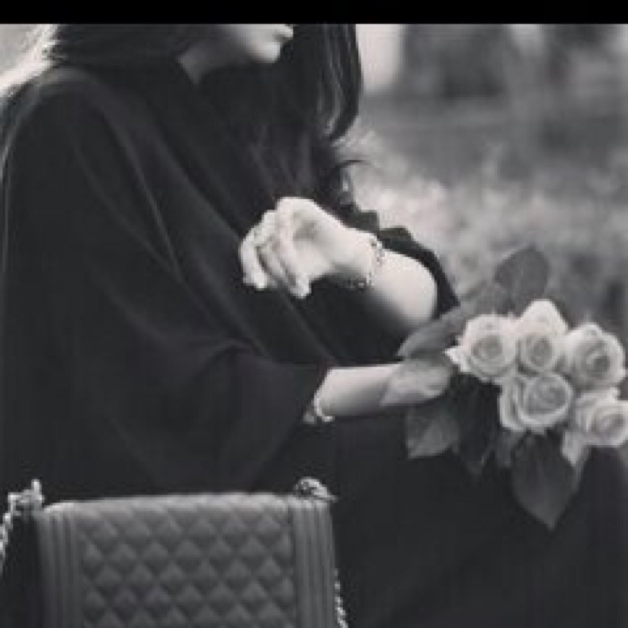 من ضاق عني عقب ما أهديته [ گليّ ] نيران بعده عنه 
گانها الجنه ❤️❤️