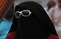 Lady of the Cotswold New Town of Chesterton near the suburb of Cirencester. Are you famous? Oh and I hate political correctness!