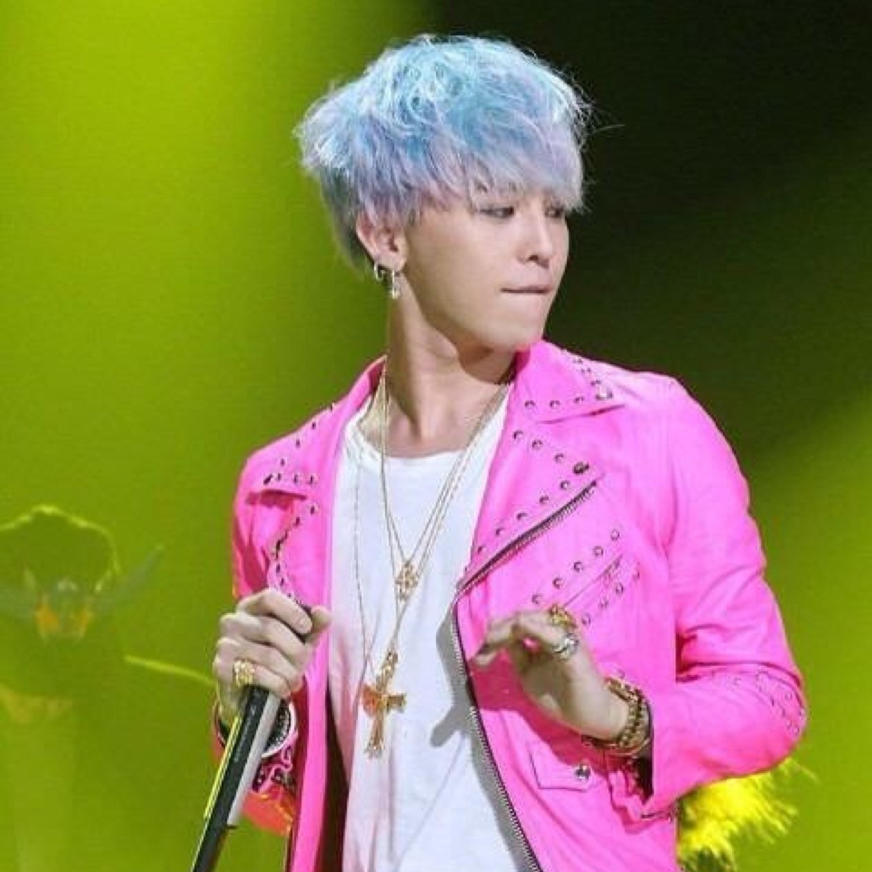 垢変えました！フォロバしてくれると嬉しい( ᐛ )و ♕BIGBANG♕EXO♕雑食♕