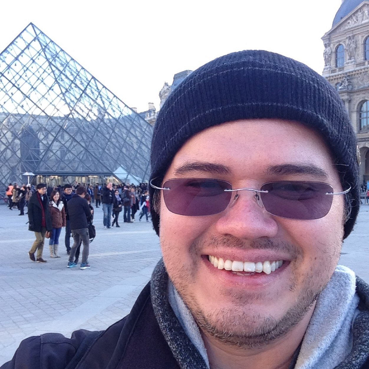Corporate facilitator/designer/developer/learning and performance enthusiast;DePaul MAEA alum; tech geek; amateur newbie hiker; world traveler; overall nerd