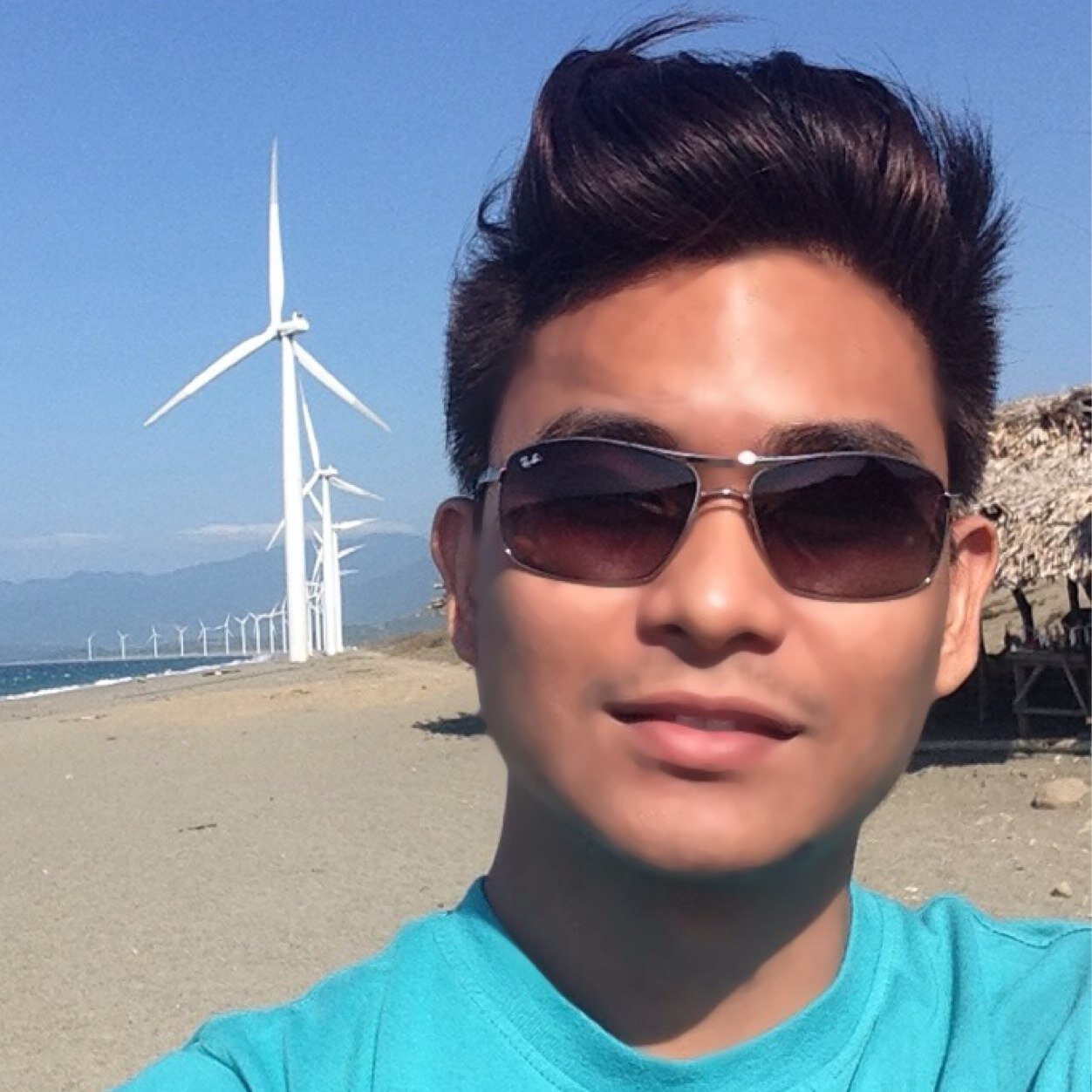 TheEdgeHere's profile picture. 