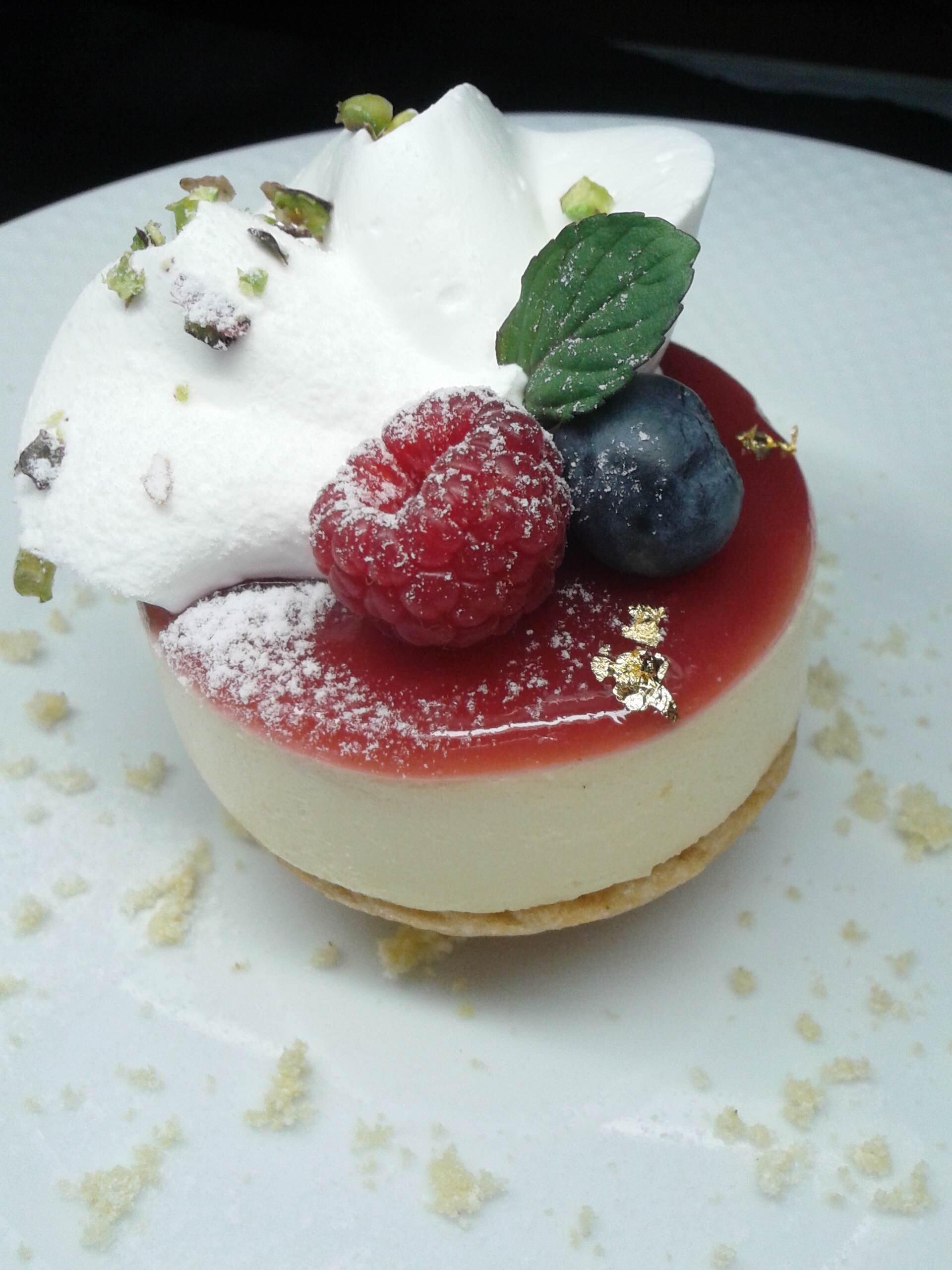 lunch_royal's profile picture. 虎の門ヒルズに隣接するイタリアンレストランです(・ｖ・) ランチメニューや夜のお勧めを毎日つぶやいてます。 『完全個室で歓送迎会、たっぷり3時間飲み会』もよろしくお願いします！ インスタ: https://t.co/lxehHMxhwE