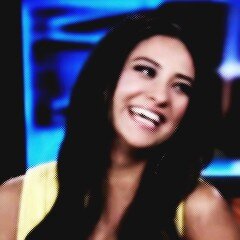 ReadersBio's profile picture. Hey guys! this is a free follow, go follow : @ShayBenzooo and ask a follow back.