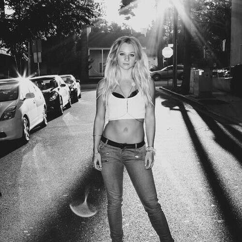 {Dancer|Actress|Food Lover| RP|Single}