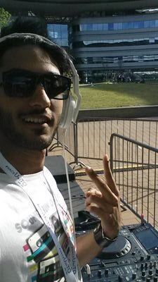 emadazer94's profile picture. 