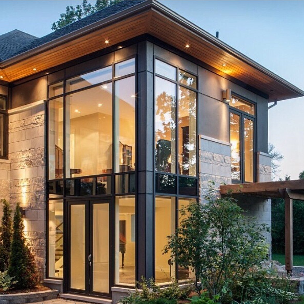 You'll get to see amazing interior ideas if you follow me!
-I DO NOT OWN ANY OF THESE PHOTOS-
I just want people to see beautiful photos of the interior!