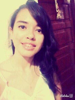 Amo meus amigos,animais e amo mto comer :D