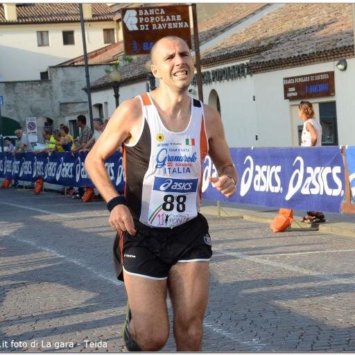 LucaMuleo's profile picture. A matina passiu, accussì u pomeriggiu su libero. mangio per vivere, vivo per mangiare. scrivo in apnea e corro per arrivare