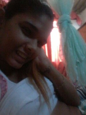 ao seus olhos sou a mais bela do universo. minha estrela brilhar no escuro