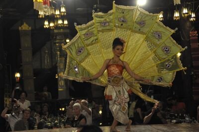 remichoi356's profile picture. What a difference a day make!