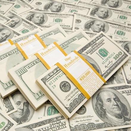 cryptocurrency investor