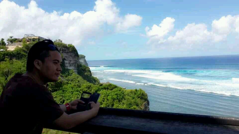 I'm a dreamer | mindfreak | choco addicted | everytime is a good time to learn something new | honda lovers | speed addicted
