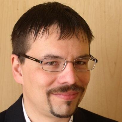 Father, software developer and former product manager.