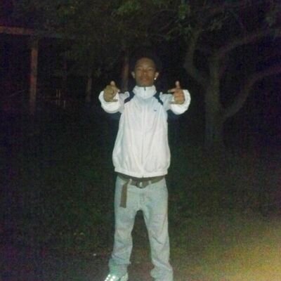cant trust a soul cause these niggas plottin on me