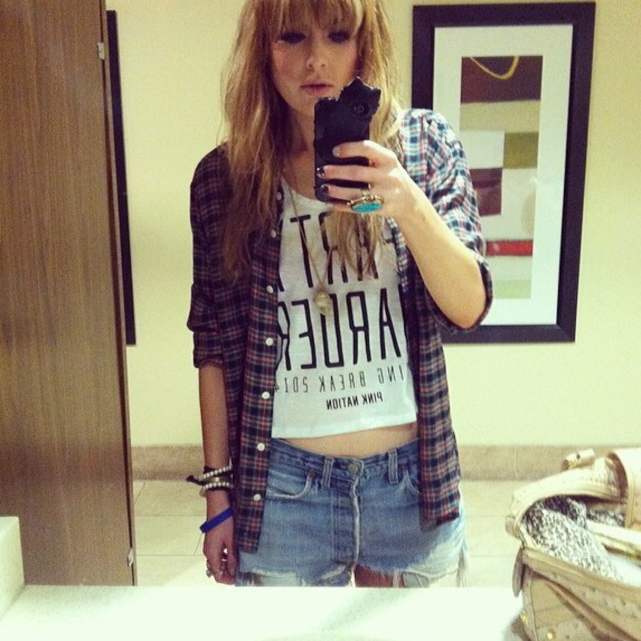 I like french fries and 5SOS and boys and music. 
California