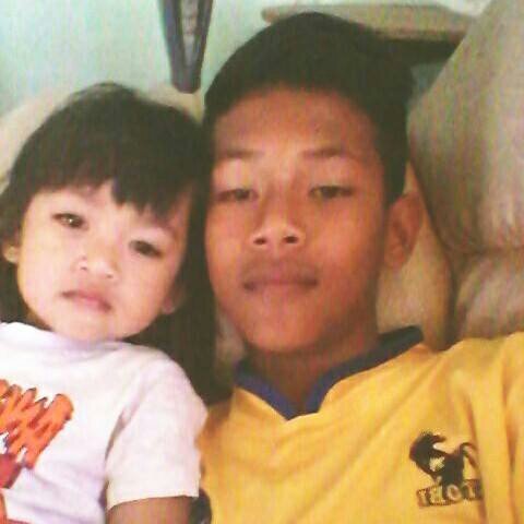 hi .. iam haziq fikri ...iam 13 years old .. please follow me ,keyh ! 3
