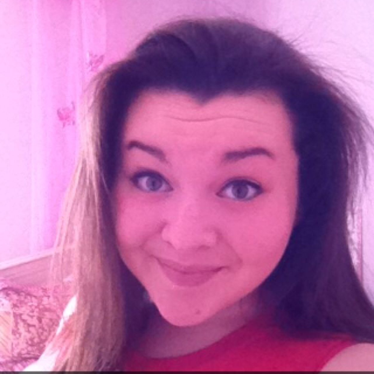 BeccaLeahB's profile picture. 