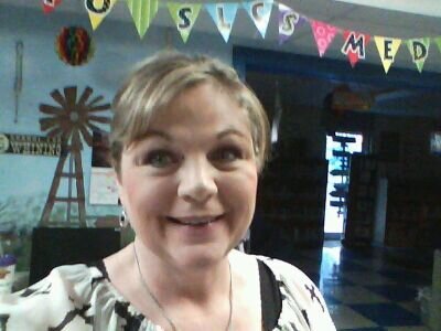Wife, Mom, Sister, Friend, Aunt,Daughter, Christian-Catholic, Autoimmune Warrior.