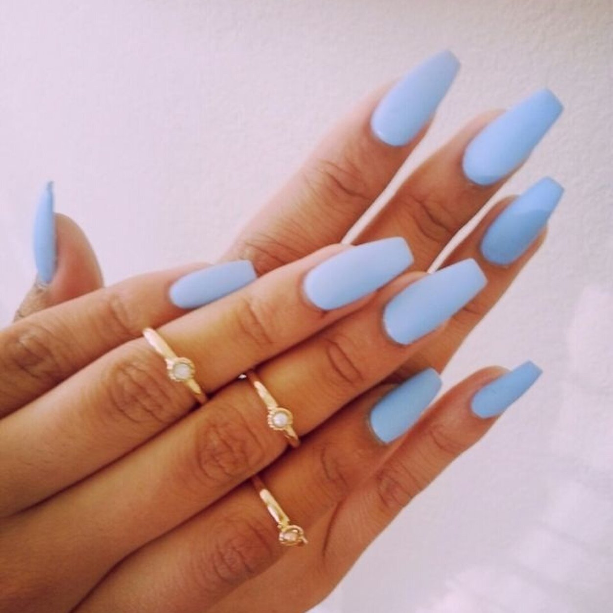 expr3ssion_'s profile picture. Just expressing my deep thoughts, and escaping. Created through overthinking.