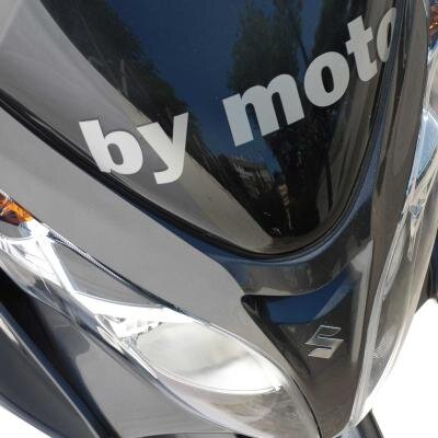 Trasladamos personas, en moto. Desde cualquier punto de la comunidad de Madrid.  Ahorra tiempo y dinero.