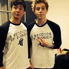 6/6/14 and 7/6/14 Wembley Stadium ID and 5SOS ♡