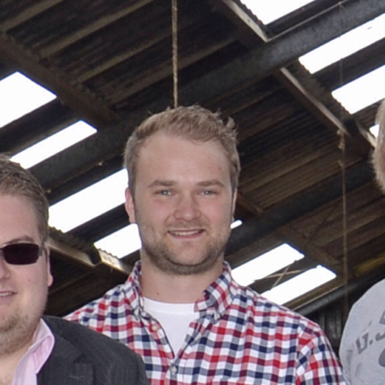 StruckTim's profile picture. Es ist Supergeil Supergeil, richtig Supergeil
eat more chicken!