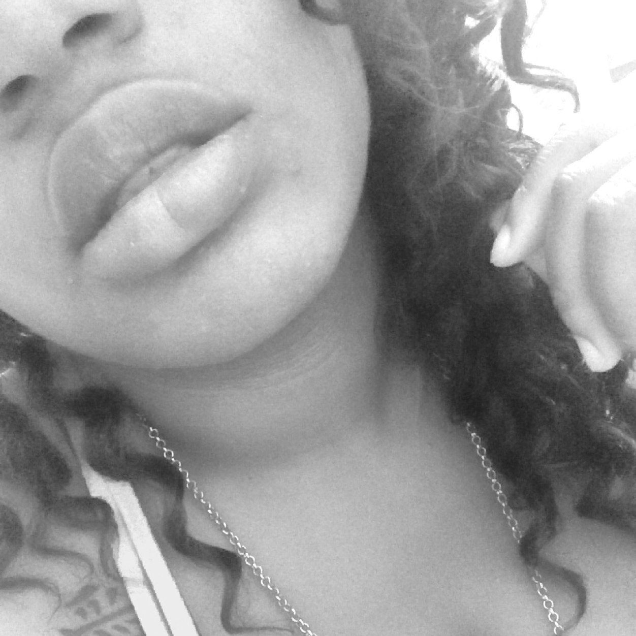 I was born in the wrong century. Where the hell am I?  #QueenTeam #Naturalista