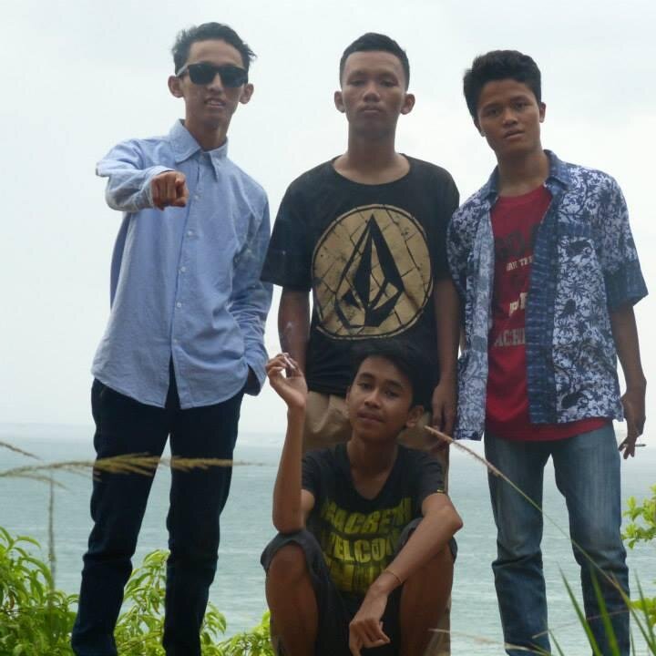 Relaxed And mMaybe Yes Maybe No,,,,,, #Pierce The Veil