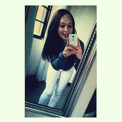 follow me on instagram and i'll follow back: zoe_naylor