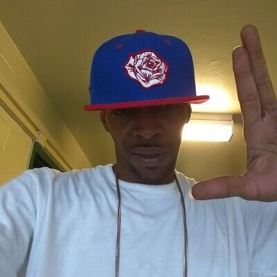 Trap lifes Superman