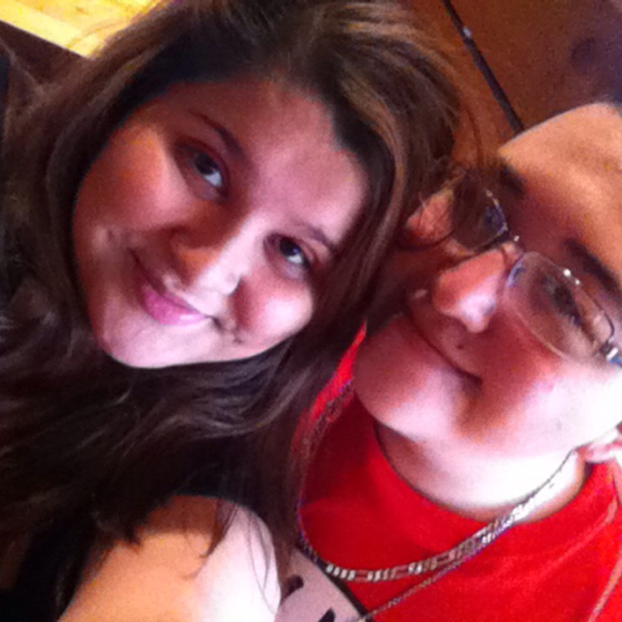 Follow and u already know ill follow back ^_^
