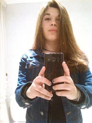 ¿Por qué tener miedo de cometer errores? Intentando que no me importe lo que piensen los demás. Wide awake!! ☮♥⚡