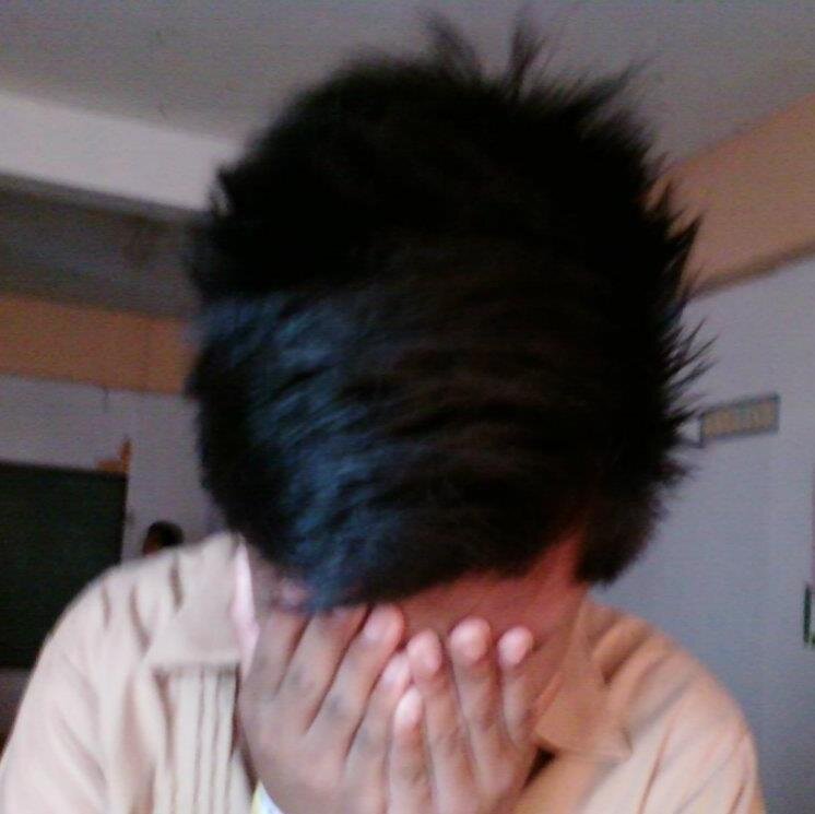 Call me Kent~ im 15 :))  High School Student!