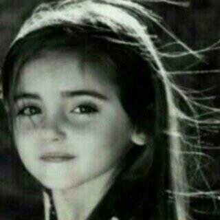 ‏‏‏شاعره.. واخت الجميع ولستو حبيبت أحد..ودي تابعني من طيب خاطر