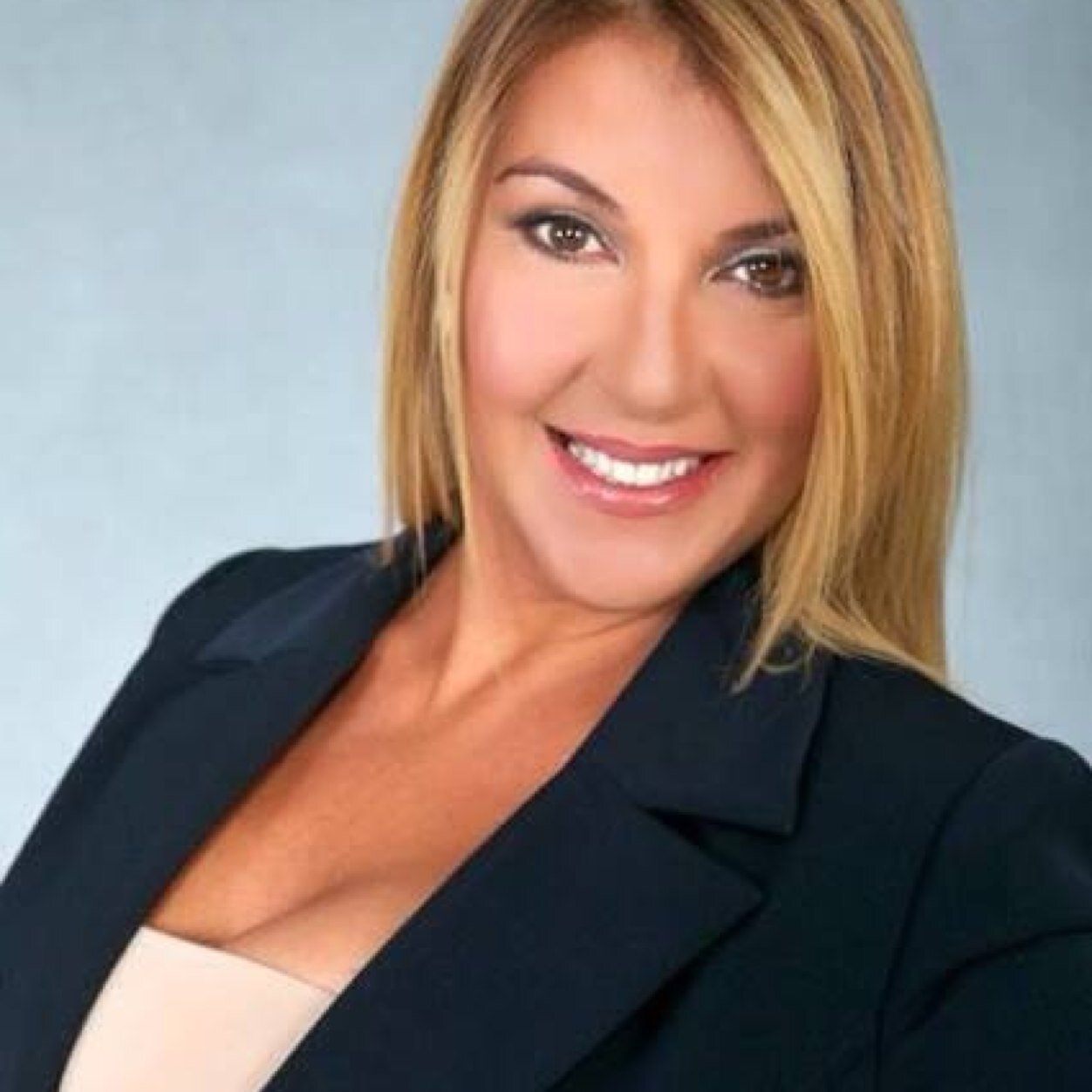 ModelRealty's profile picture. Invest in your dreams!